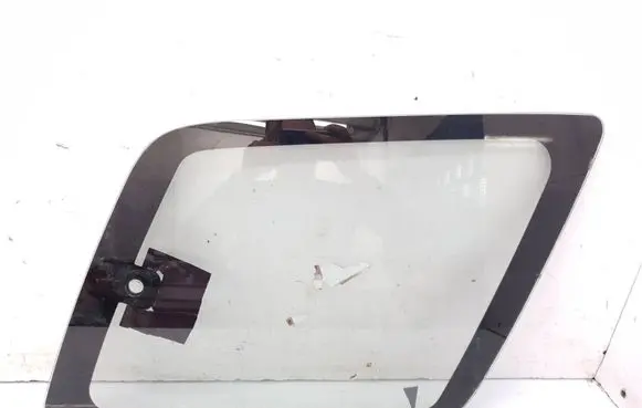 Toyota RAV 4 (XA10) Rear side window 43R00122 M213 AS2