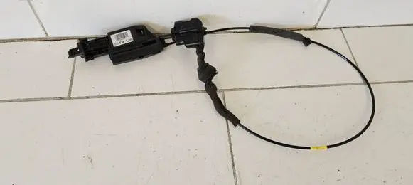 Ford Focus Front door check strap stopper BM51A201A57AL 331915
