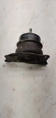 Volkswagen Polo IV 9N3 Engine mount bracket 6q0199262bd