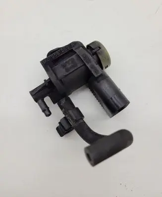 Audi A8 S8 D3 4E Turbo solenoid valve 1K0906283A