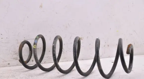 Peugeot 208 I Rear coil spring 