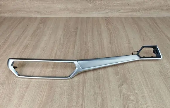 BMW 4 G22 G23 G24 G26 Dashboard glove box trim 9624734
