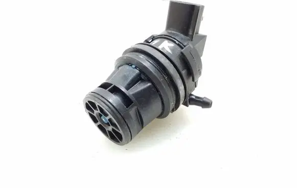 Toyota Land Cruiser (J200) Windscreen/windshield washer pump 8533071010