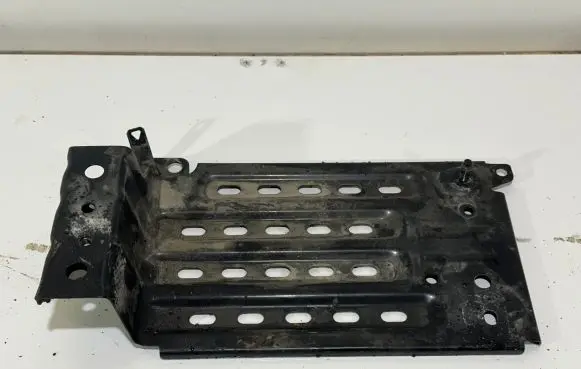Mitsubishi Outlander Battery tray 5220H038