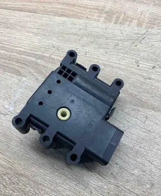 Hyundai i30 Air flap motor/actuator 4511S