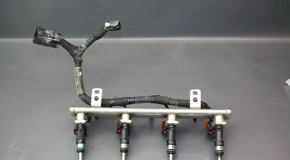 Dodge Dart Fuel injectors set 04627177AB 0280158300 04627652AA