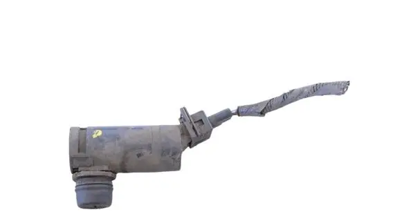BMW 4 F32 F33 Windscreen/windshield washer pump 2S6T17K624AB