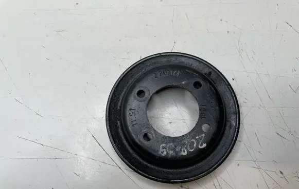 BMW 5 E39 Water pump pulley 2246129