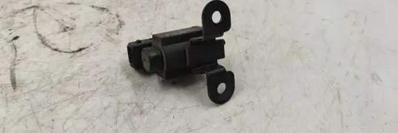Opel Zafira A Turbo solenoid valve 90530039 72213800 03T300