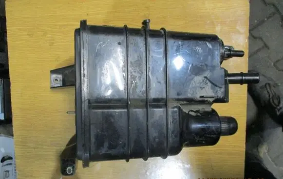 Volkswagen Touareg I Air filter VW7P0201801