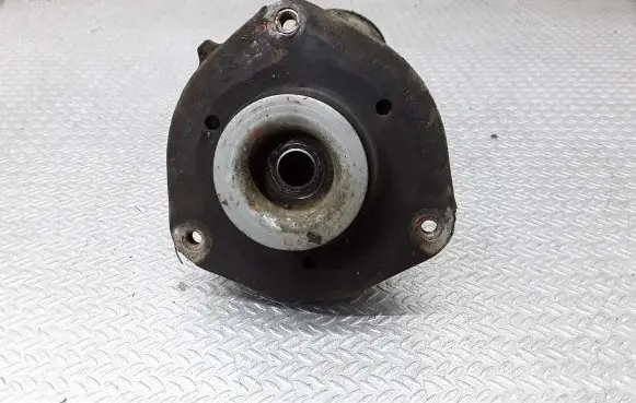 Volkswagen Touran I Front upper strut mount 