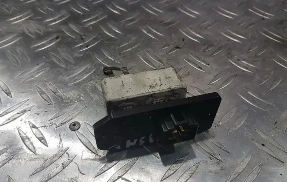Mitsubishi Carisma Heater blower motor/fan resistor