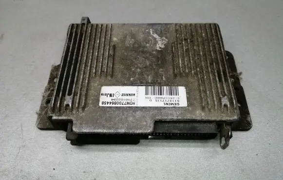Renault Laguna I Engine control unit/module 7700864458 7700102294 S113717115D