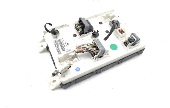 Jeep Grand Cherokee Central body control module 68236139AF 1C155581595