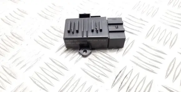 Skoda Rapid (NH) Seat heating relay 6R0959772A
