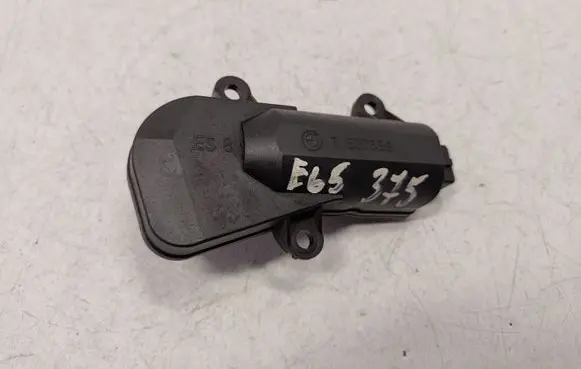 BMW 7 E65 E66 other engine part 7537998 11617537998