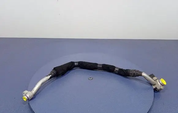 Porsche Panamera (970) Air conditioning (A/C) pipe/hose 971260758N