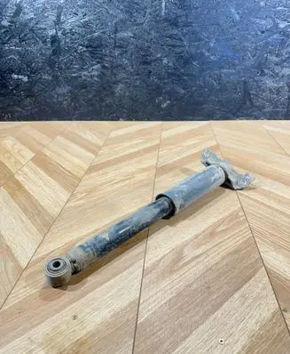 Rear shock absorber/damper