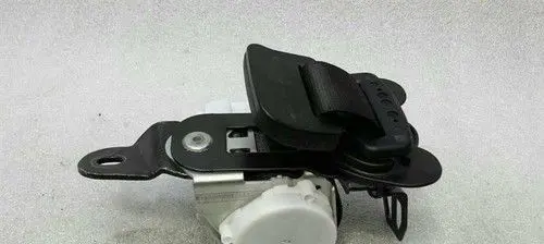 BMW X1 F48 F49 Rear seatbelt 7469270