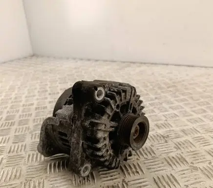BMW 5 E60 E61 Generator/alternator 7802261