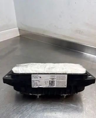 Audi A1 Passenger airbag 8X0880204A 4981312950 610706300