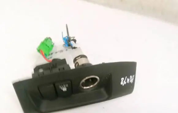 Traction control (ASR) switch