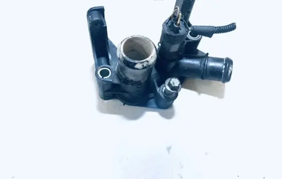 Ford Fiesta Engine coolant pipe/hose 7m5g8k556ad 7m5g-8k556-ad