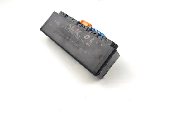 Mercedes-Benz SLK R170 Fuse module A1705450205