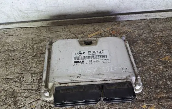 Acura ILX Engine control unit/module 038906019CJ 0281010302