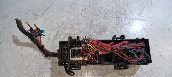 Jeep Grand Cherokee (WK) Fuse module 96555J