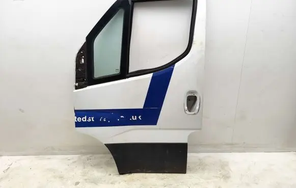 Iveco Daily 6th gen Front door