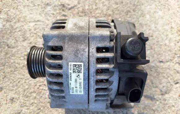 BMW X1 F48 F49 Generator/alternator 12317640131 7640131 12317640875