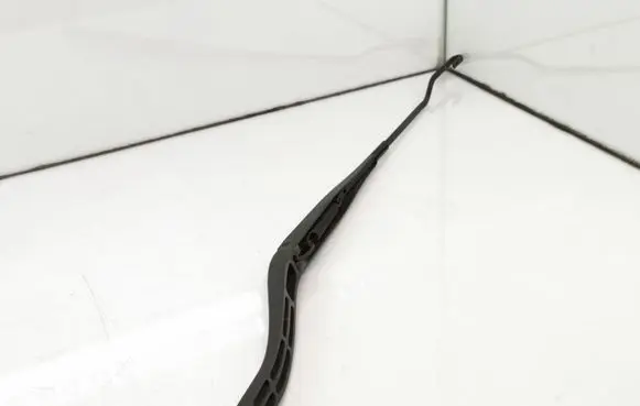 Toyota Auris 150 Front wiper blade arm 09185813 166223