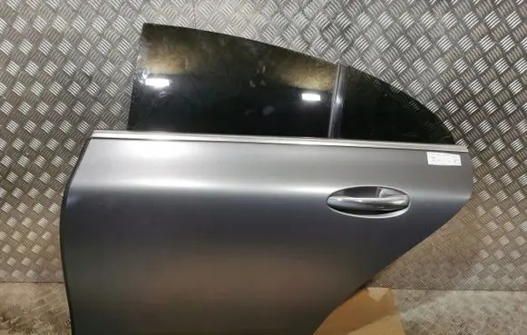Mercedes-Benz CLS W257 Rear door D325