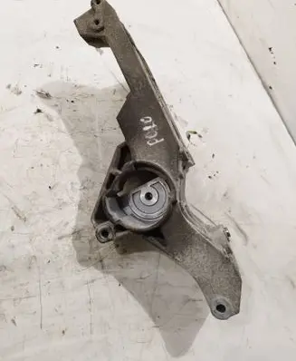 Volkswagen Polo IV 9N3 Engine mounting bracket 038903143ag