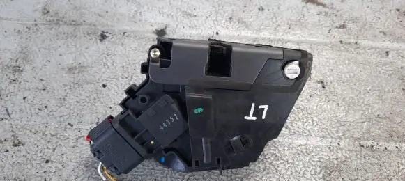 Mazda 3 I Rear door lock