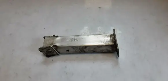 Radiator support slam panel bracket