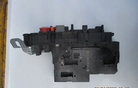 Mercedes-Benz C W204 SAM control unit 5DK01102211
