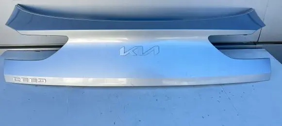 KIA Ceed Tailgate trim J7GA0