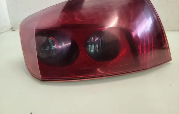 Peugeot 407 Rear/tail lights 