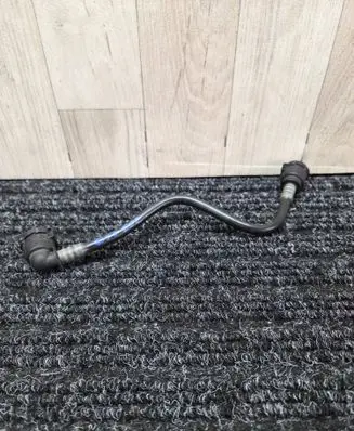 BMW 5 G30 G31 Engine coolant pipe/hose 8632260