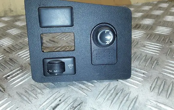 Nissan Qashqai Wing mirror switch P10970A77000 68485JD0000