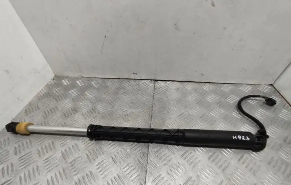 Volvo S90, V90 Tailgate/trunk strut/damper 31371787