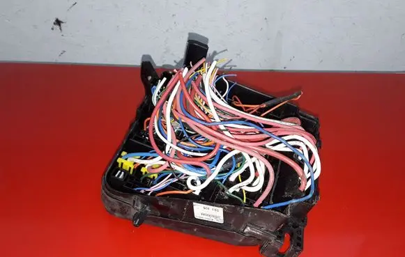 Hyundai i40 Fuse module 912143Z035 140930009