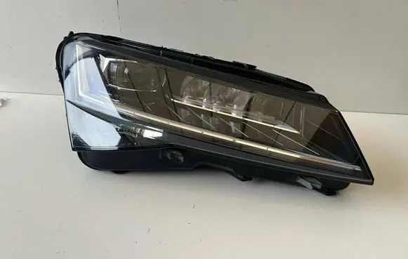 Skoda Superb B8 (3V) Headlight/headlamp 3V1941016D