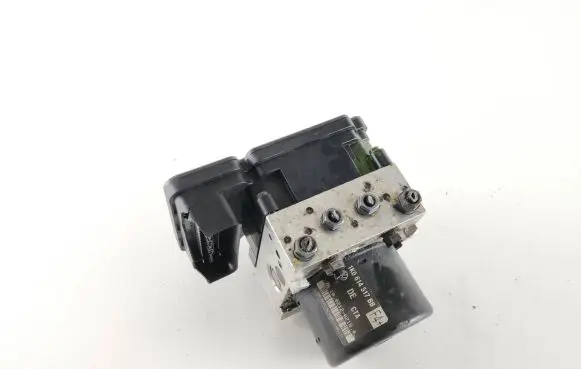 Volkswagen Golf VI ABS Pump 1K0907379AM 1K0614517BB