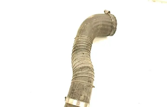 Intercooler hose/pipe