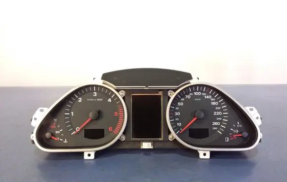 Audi A6 S6 C6 4F Speedometer (instrument cluster) 4F0920931
