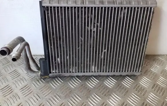 BMW 5 F10 F11 Air conditioning (A/C) radiator (interior) X9387002