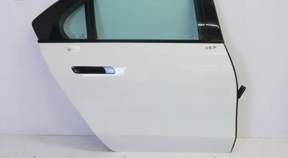 BMW 7 G70 Rear door 345678877